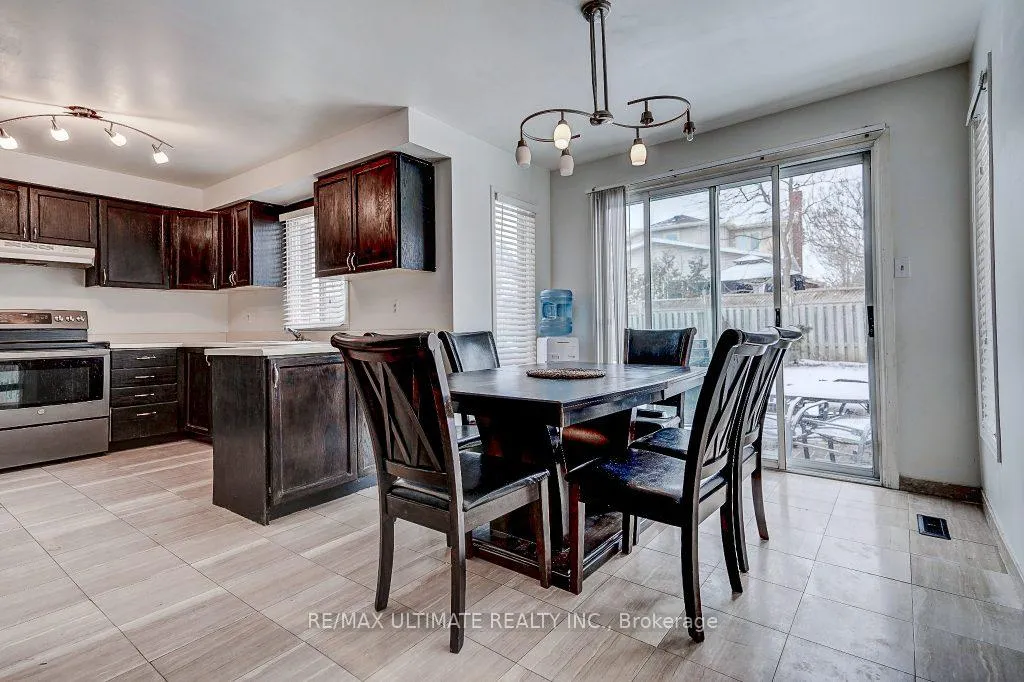 Photo 4 of 132 Mandrake Street, Ajax, Central — HOMEH