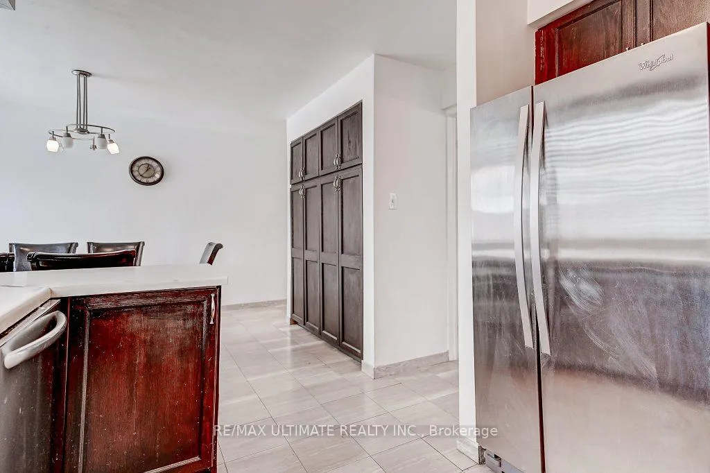 Photo 6 of 132 Mandrake Street, Ajax, Central — HOMEH