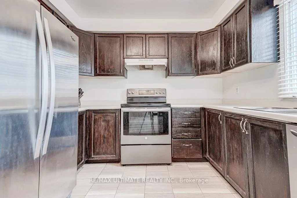 Photo 8 of 132 Mandrake Street, Ajax, Central — HOMEH