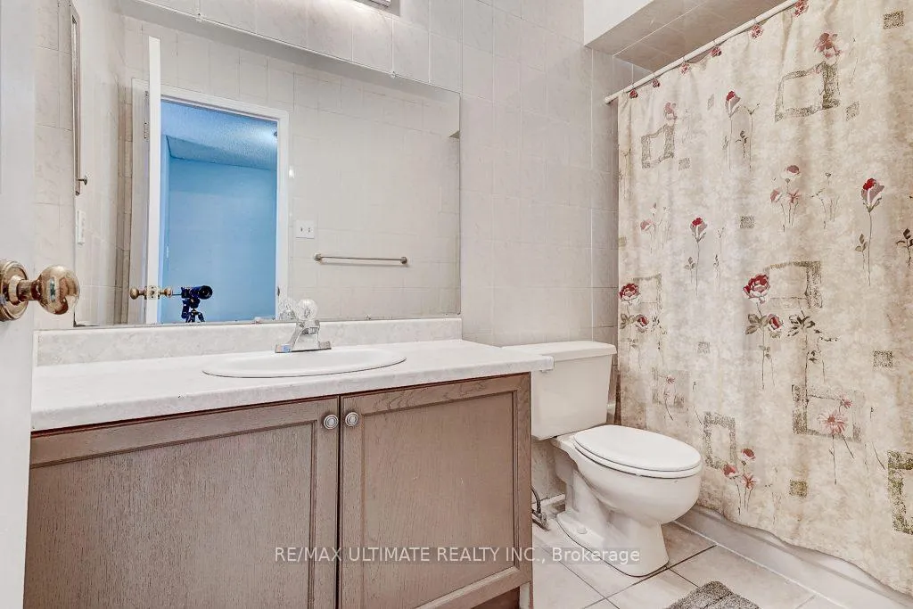 Photo 24 of 132 Mandrake Street, Ajax, Central — HOMEH