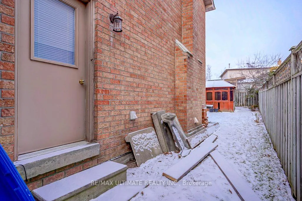 Photo 33 of 132 Mandrake Street, Ajax, Central — HOMEH