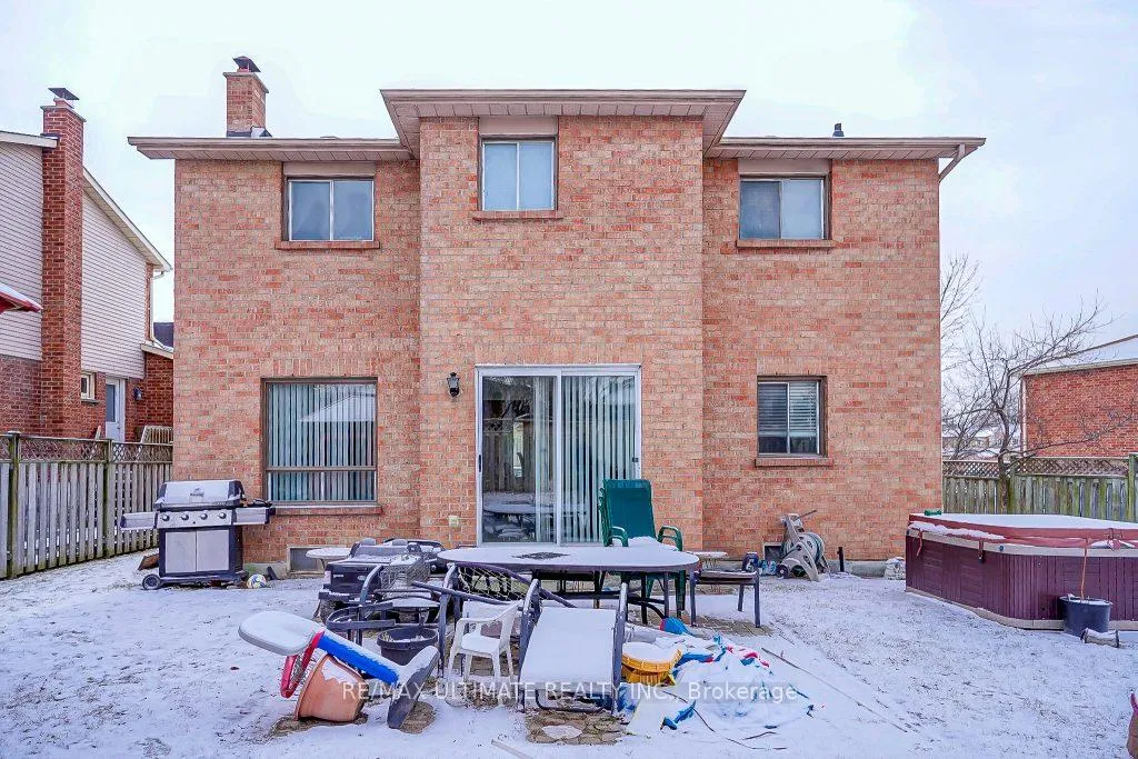 Photo 35 of 132 Mandrake Street, Ajax, Central — HOMEH
