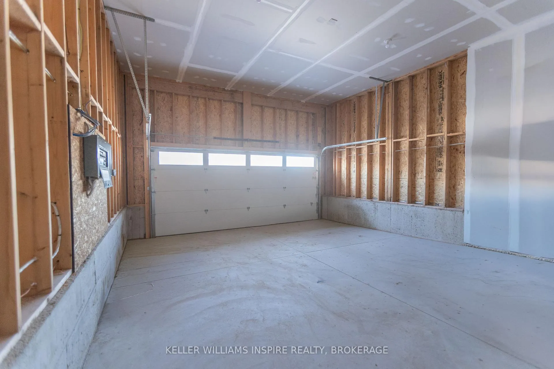 Photo 30 of 37 Dusenbury Drive, Loyalist, Odessa — HOMEH