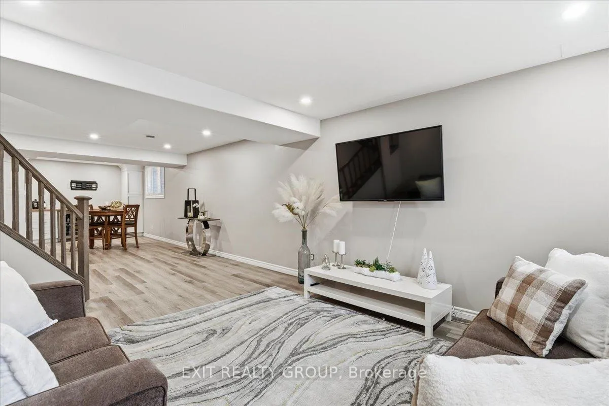 Photo 25 of 326 Cannifton Road N, Belleville, Thurlow Ward — HOMEH