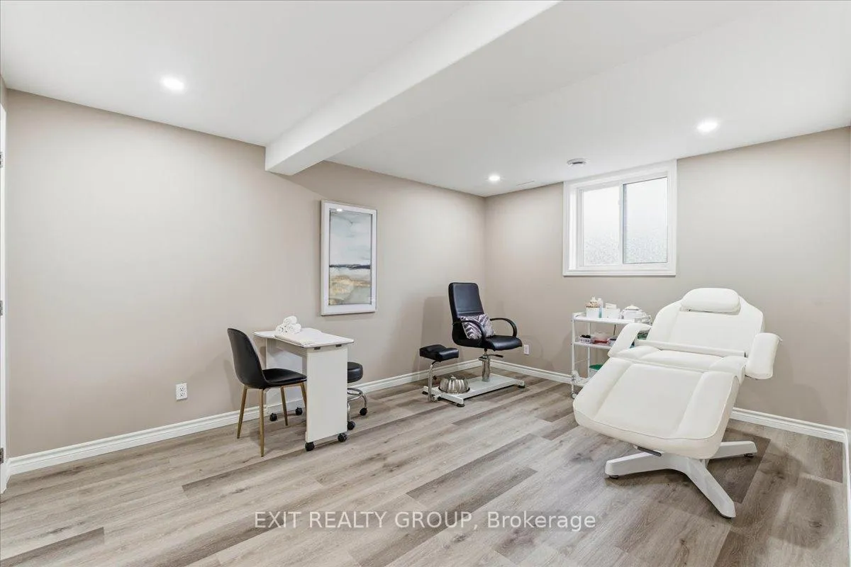 Photo 30 of 326 Cannifton Road N, Belleville, Thurlow Ward — HOMEH