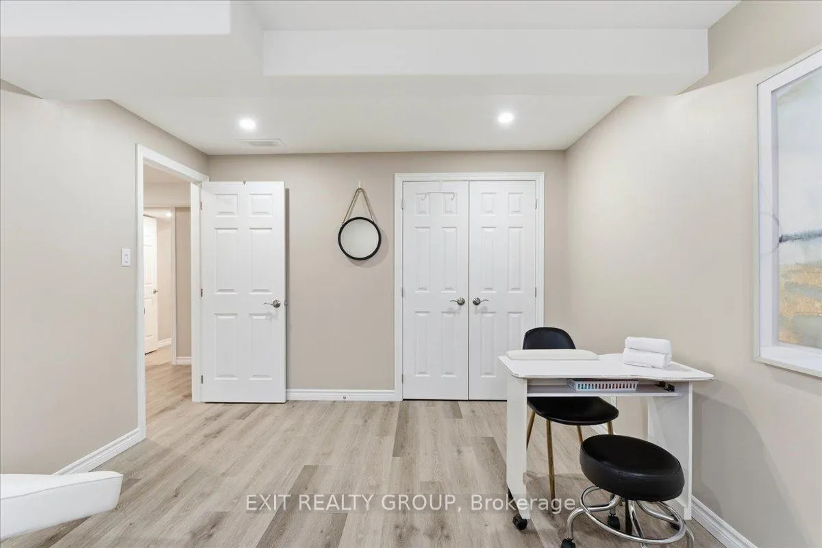 Photo 31 of 326 Cannifton Road N, Belleville, Thurlow Ward — HOMEH