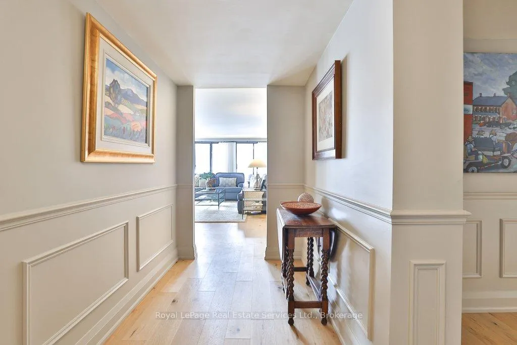Photo 5 of Unit 102, 100 Lakeshore Road E, Oakville, Old Oakville — HOMEH