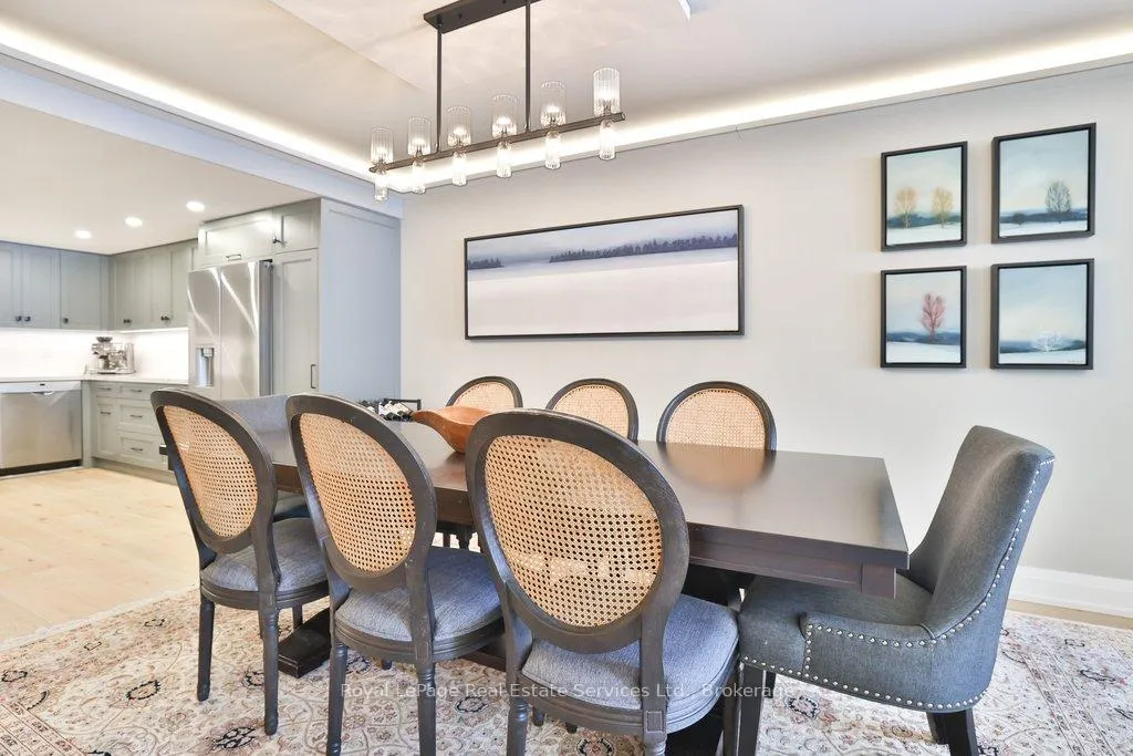 Photo 10 of Unit 102, 100 Lakeshore Road E, Oakville, Old Oakville — HOMEH