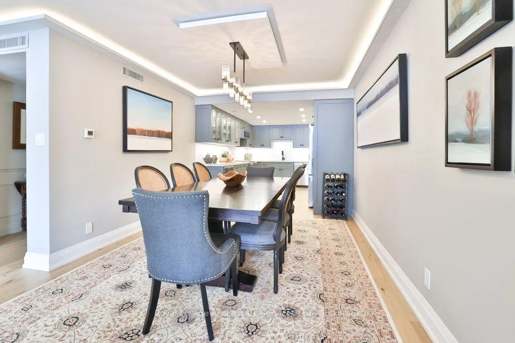 Photo 11 of Unit 102, 100 Lakeshore Road E, Oakville, Old Oakville — HOMEH