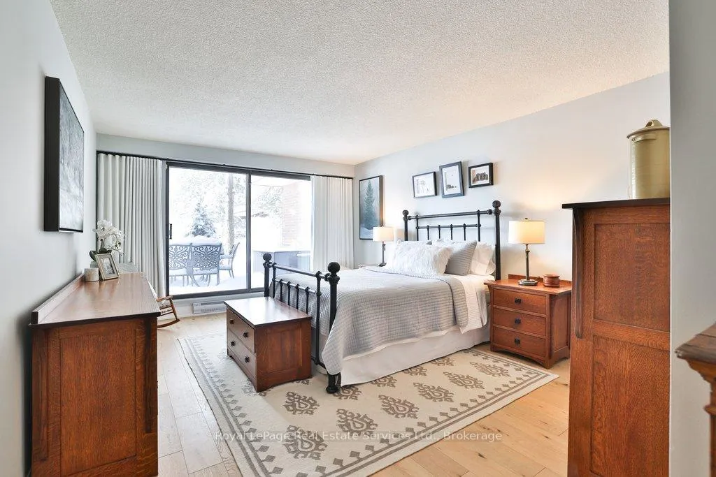 Photo 21 of Unit 102, 100 Lakeshore Road E, Oakville, Old Oakville — HOMEH