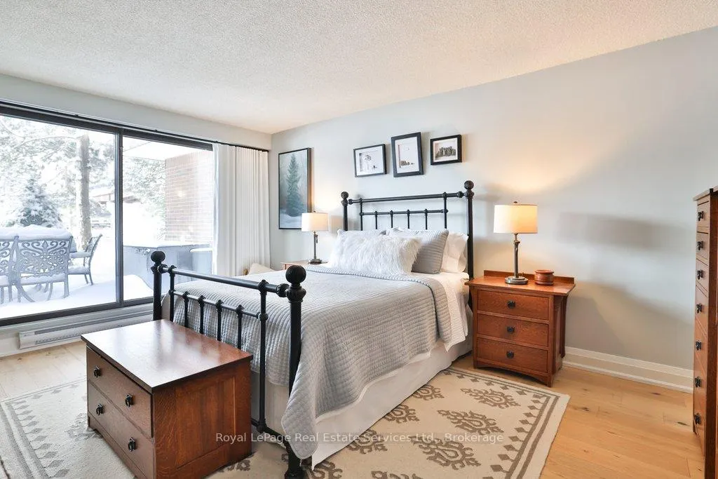 Photo 22 of Unit 102, 100 Lakeshore Road E, Oakville, Old Oakville — HOMEH