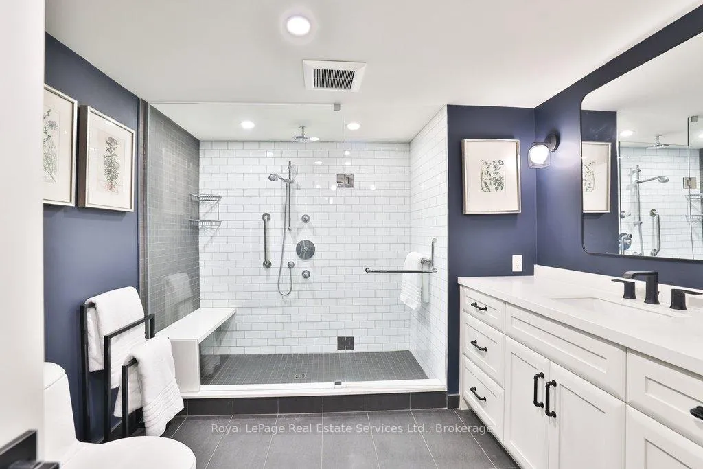 Photo 25 of Unit 102, 100 Lakeshore Road E, Oakville, Old Oakville — HOMEH