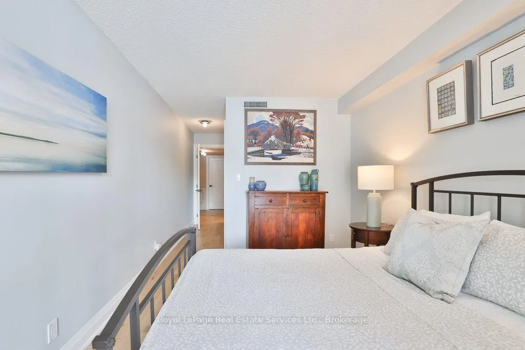 Photo 30 of Unit 102, 100 Lakeshore Road E, Oakville, Old Oakville — HOMEH