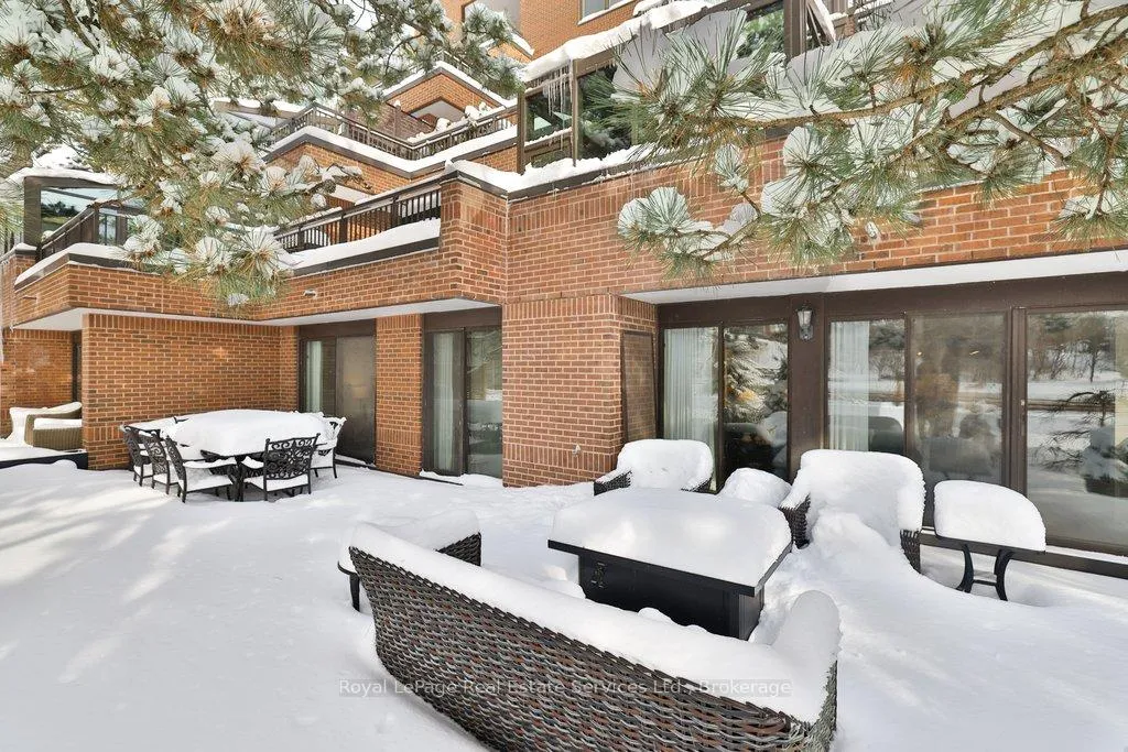 Photo 36 of Unit 102, 100 Lakeshore Road E, Oakville, Old Oakville — HOMEH