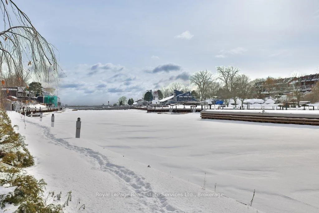Photo 39 of Unit 102, 100 Lakeshore Road E, Oakville, Old Oakville — HOMEH