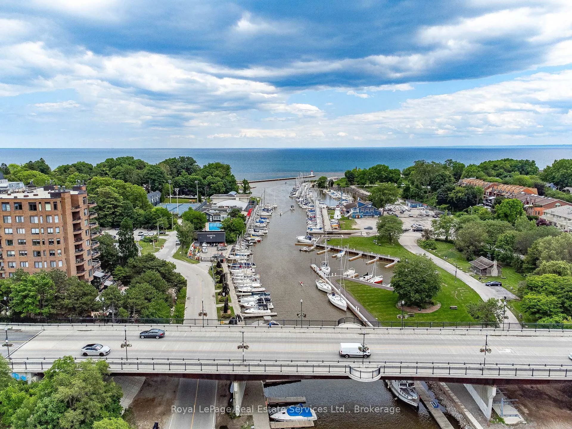 Photo 44 of Unit 102, 100 Lakeshore Road E, Oakville, Old Oakville — HOMEH