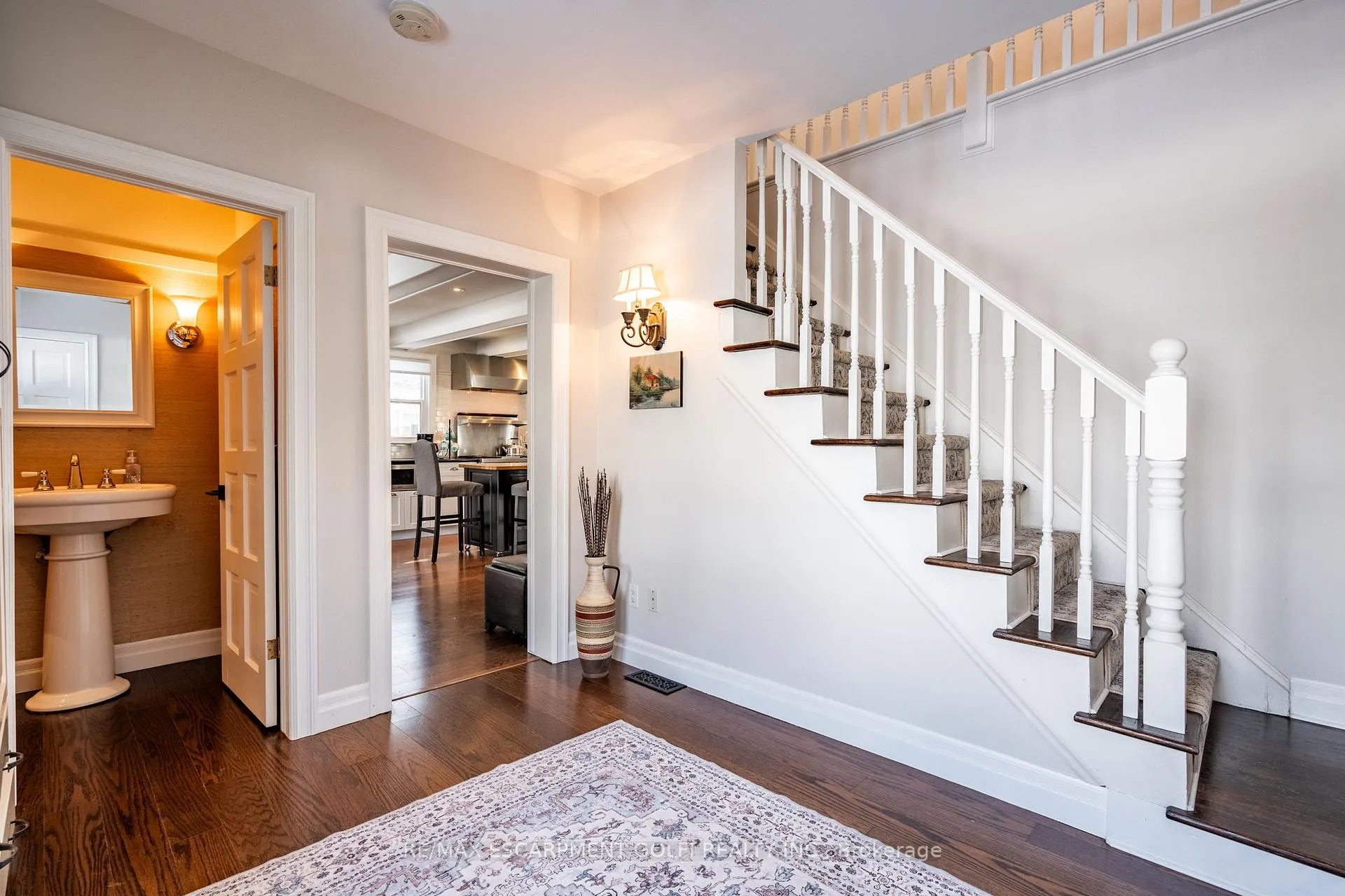 Photo 6 of 122 Mountain Brow Boulevard, Hamilton, Sherwood — HOMEH