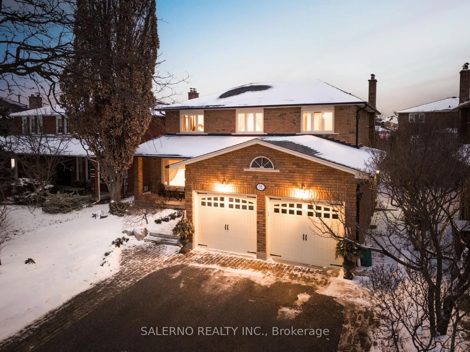 Photo 2 of 31 Olympia Gate, Vaughan, East Woodbridge — HOMEH