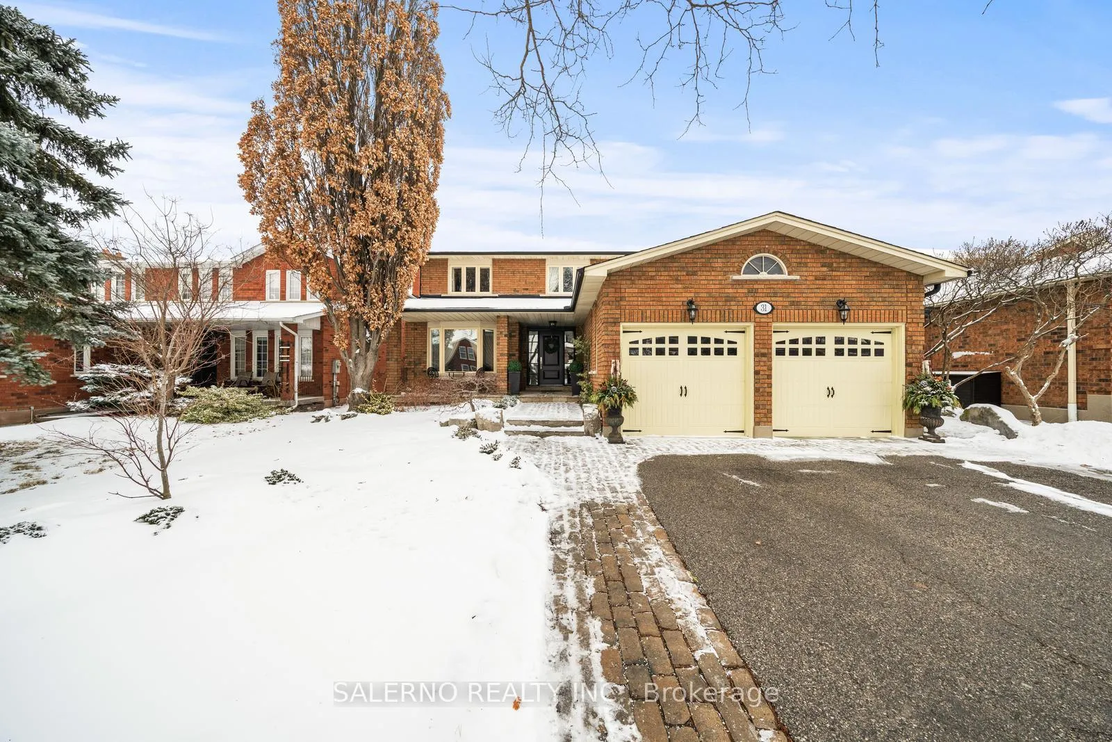 Photo 3 of 31 Olympia Gate, Vaughan, East Woodbridge — HOMEH