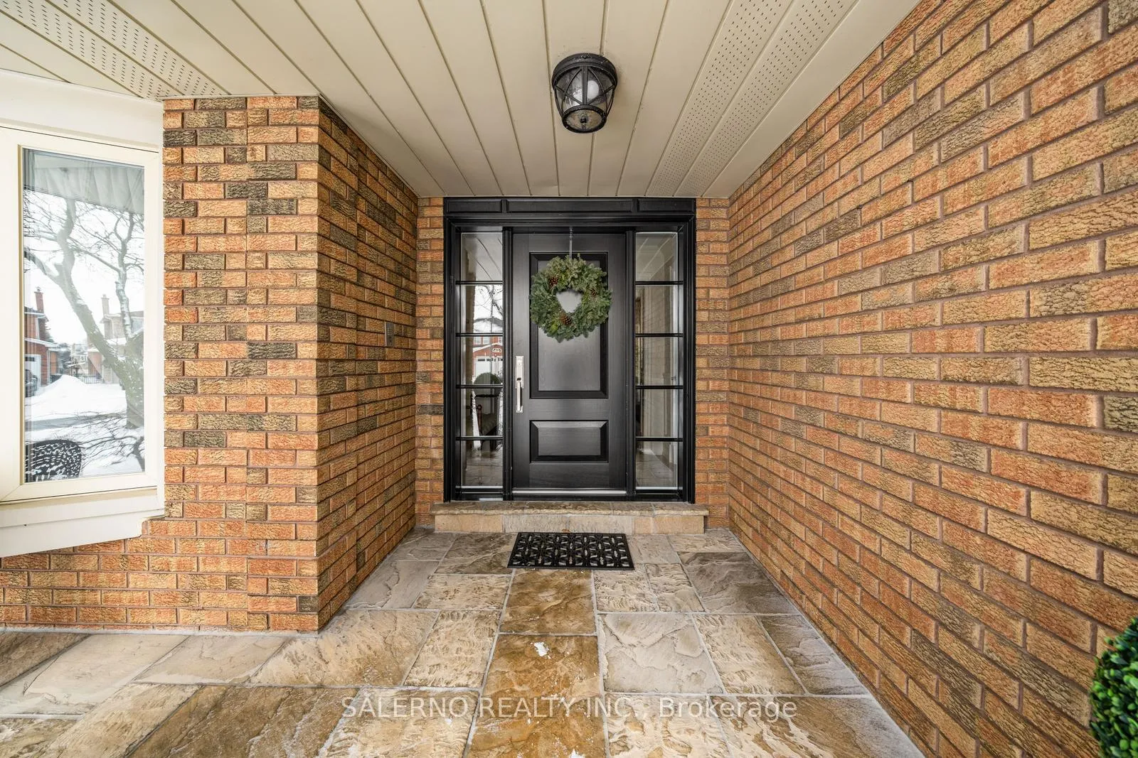 Photo 4 of 31 Olympia Gate, Vaughan, East Woodbridge — HOMEH