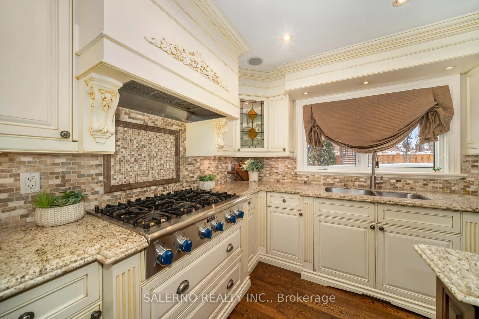 Photo 18 of 31 Olympia Gate, Vaughan, East Woodbridge — HOMEH