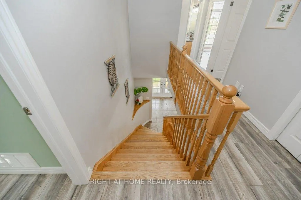 Photo 20 of 210 Dundas Street W, Brant, Paris — HOMEH