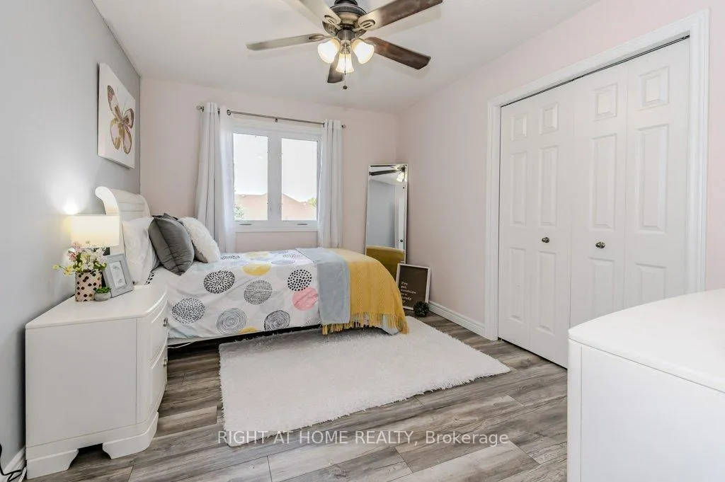 Photo 27 of 210 Dundas Street W, Brant, Paris — HOMEH