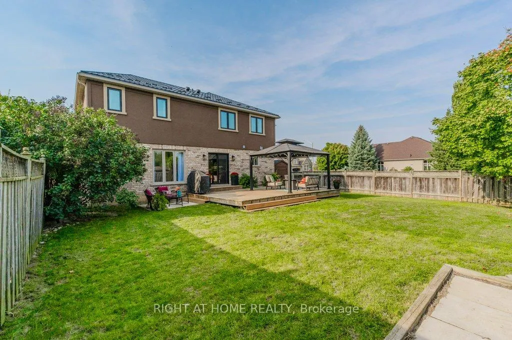 Photo 38 of 210 Dundas Street W, Brant, Paris — HOMEH