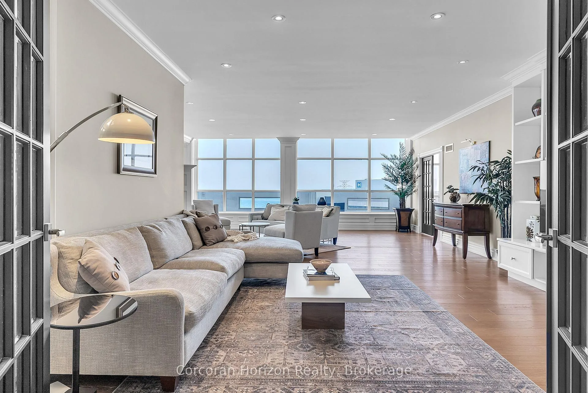 Photo 13 of Unit 1201, 1237 North Shore Boulevard E, Burlington, Brant — HOMEH