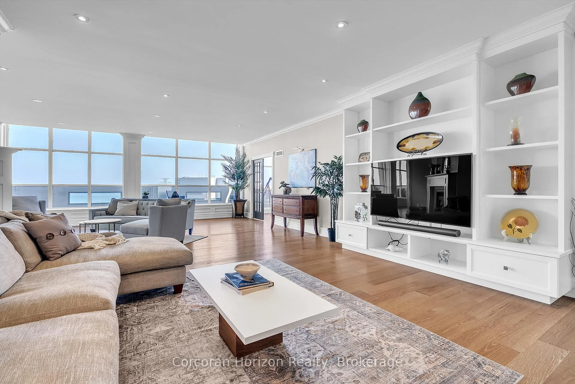 Photo 14 of Unit 1201, 1237 North Shore Boulevard E, Burlington, Brant — HOMEH
