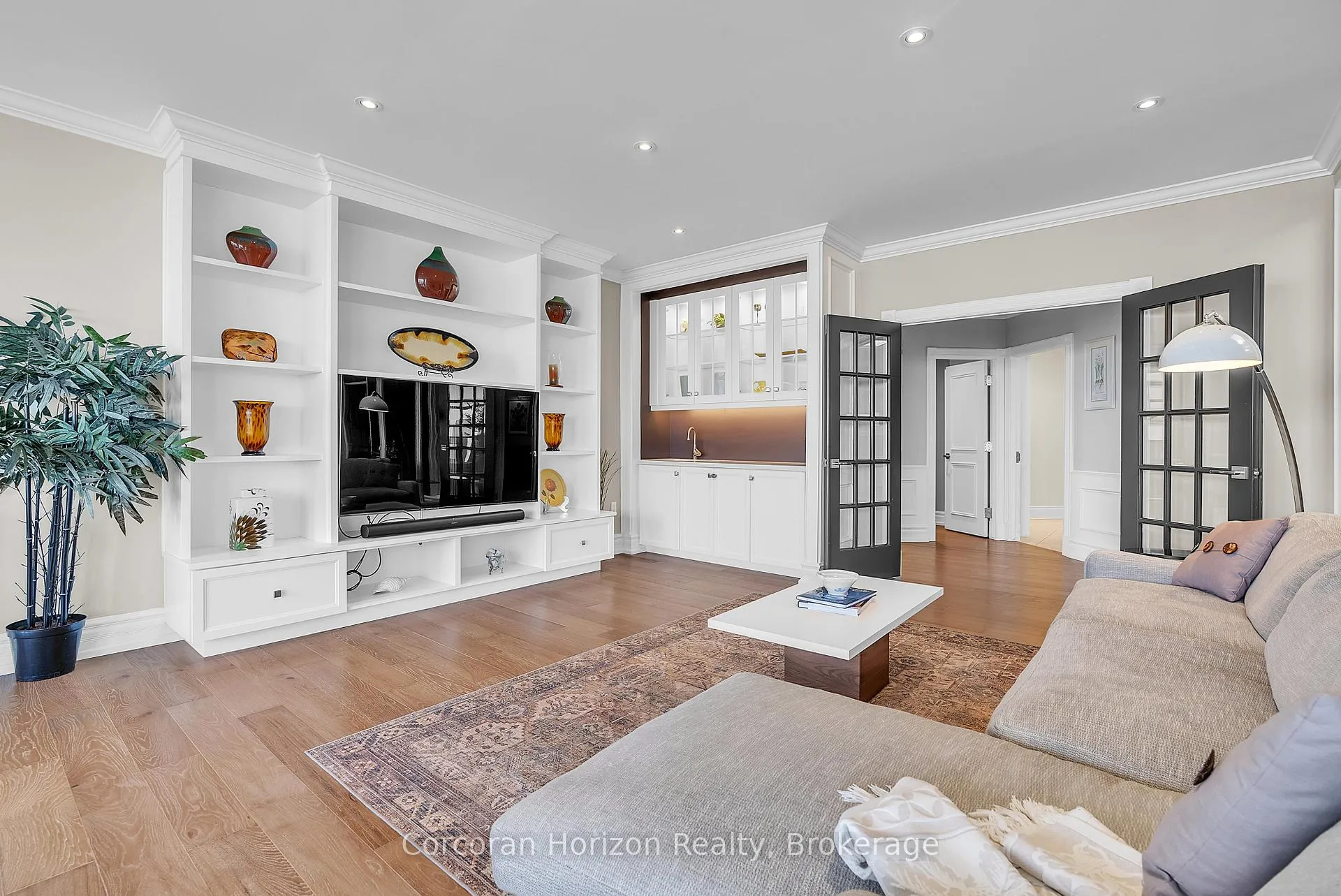 Photo 17 of Unit 1201, 1237 North Shore Boulevard E, Burlington, Brant — HOMEH