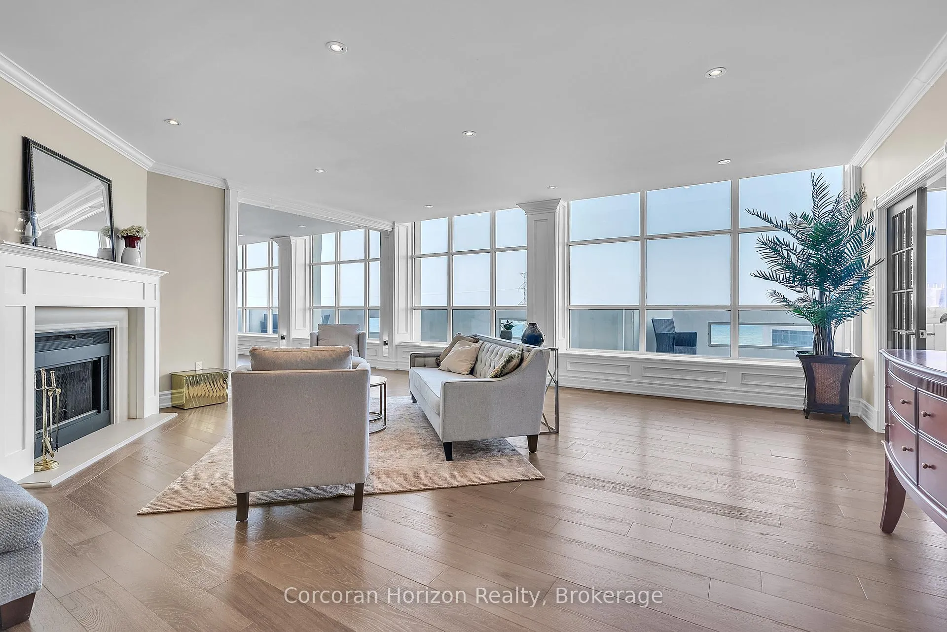 Photo 18 of Unit 1201, 1237 North Shore Boulevard E, Burlington, Brant — HOMEH
