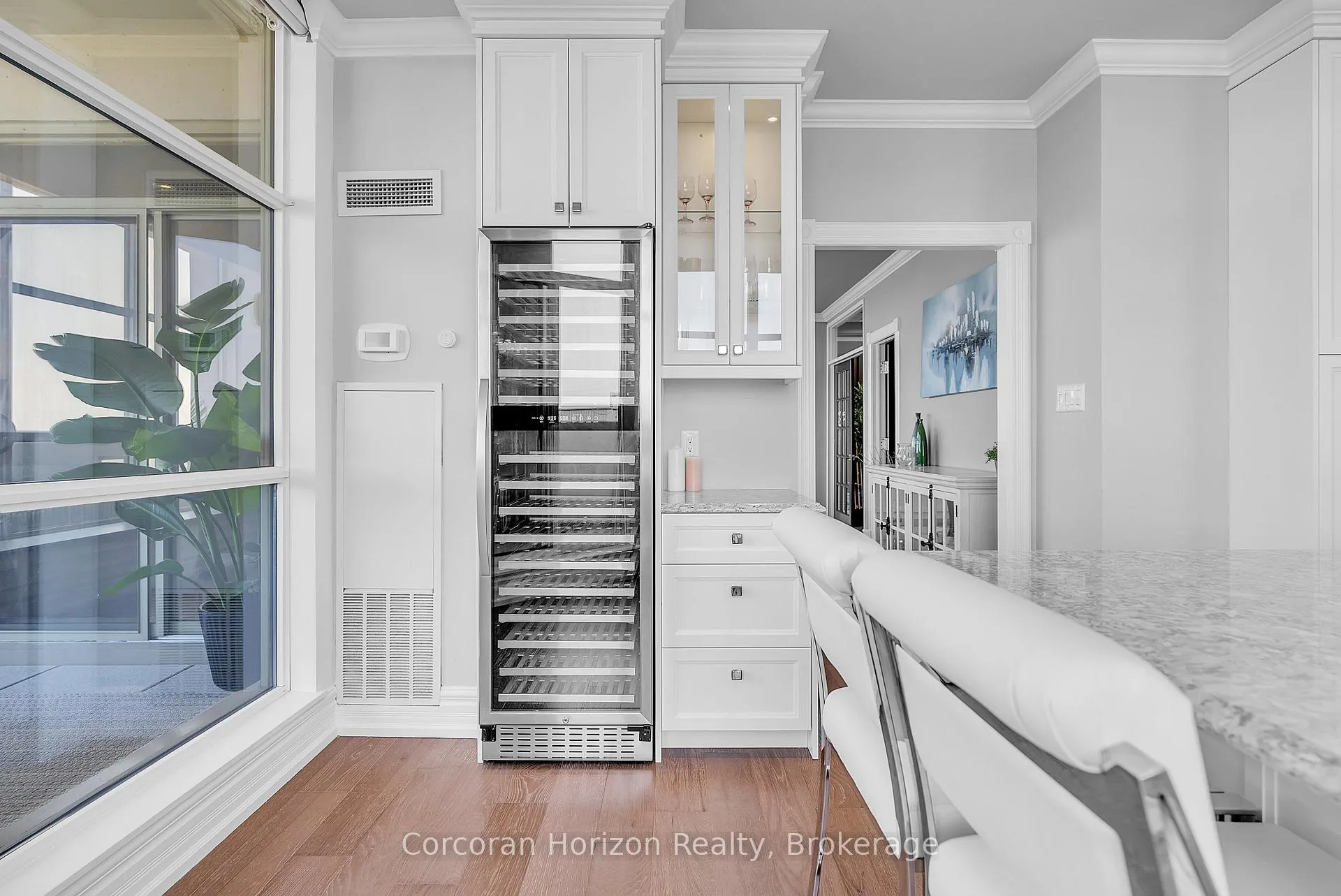 Photo 30 of Unit 1201, 1237 North Shore Boulevard E, Burlington, Brant — HOMEH