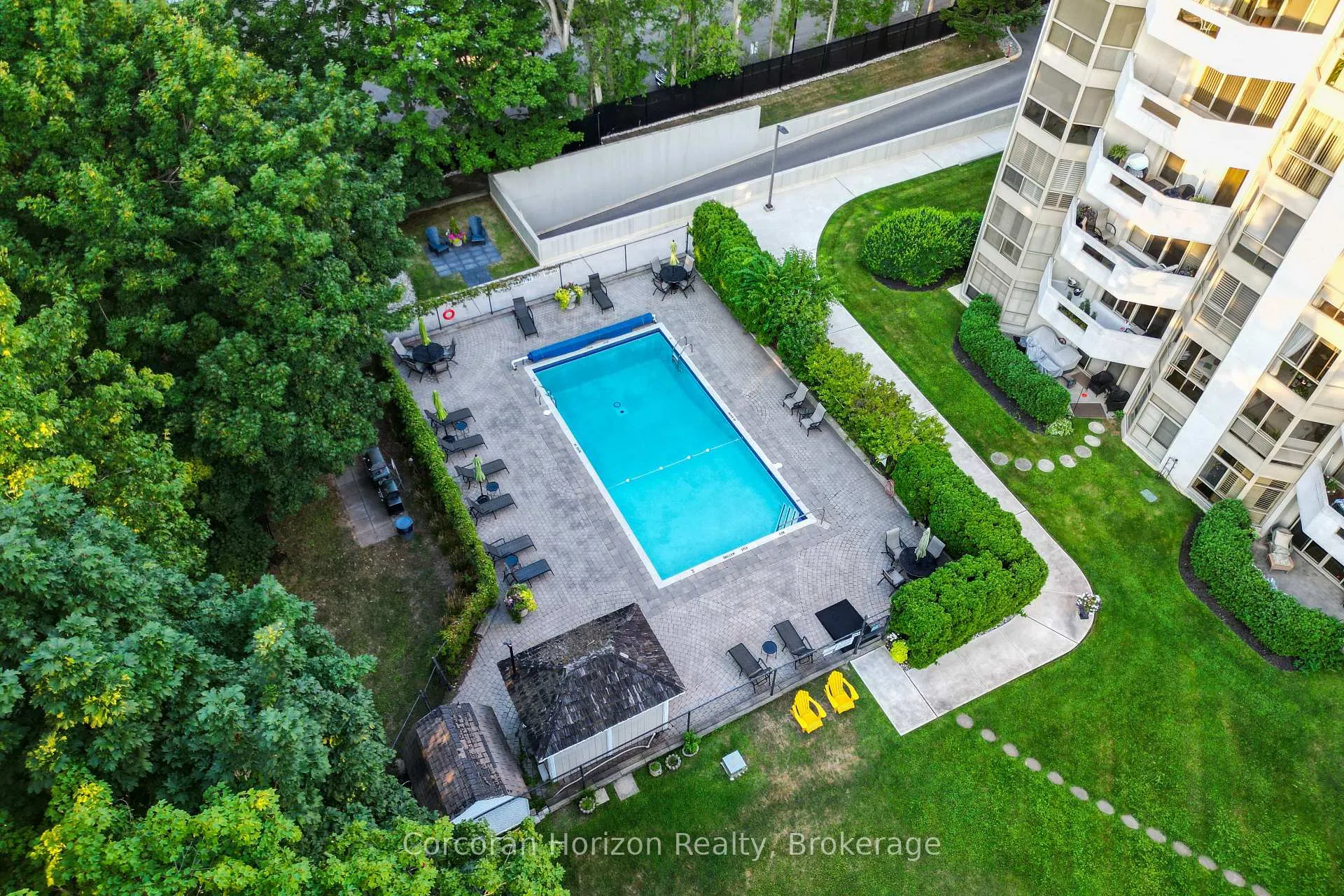 Photo 49 of Unit 1201, 1237 North Shore Boulevard E, Burlington, Brant — HOMEH