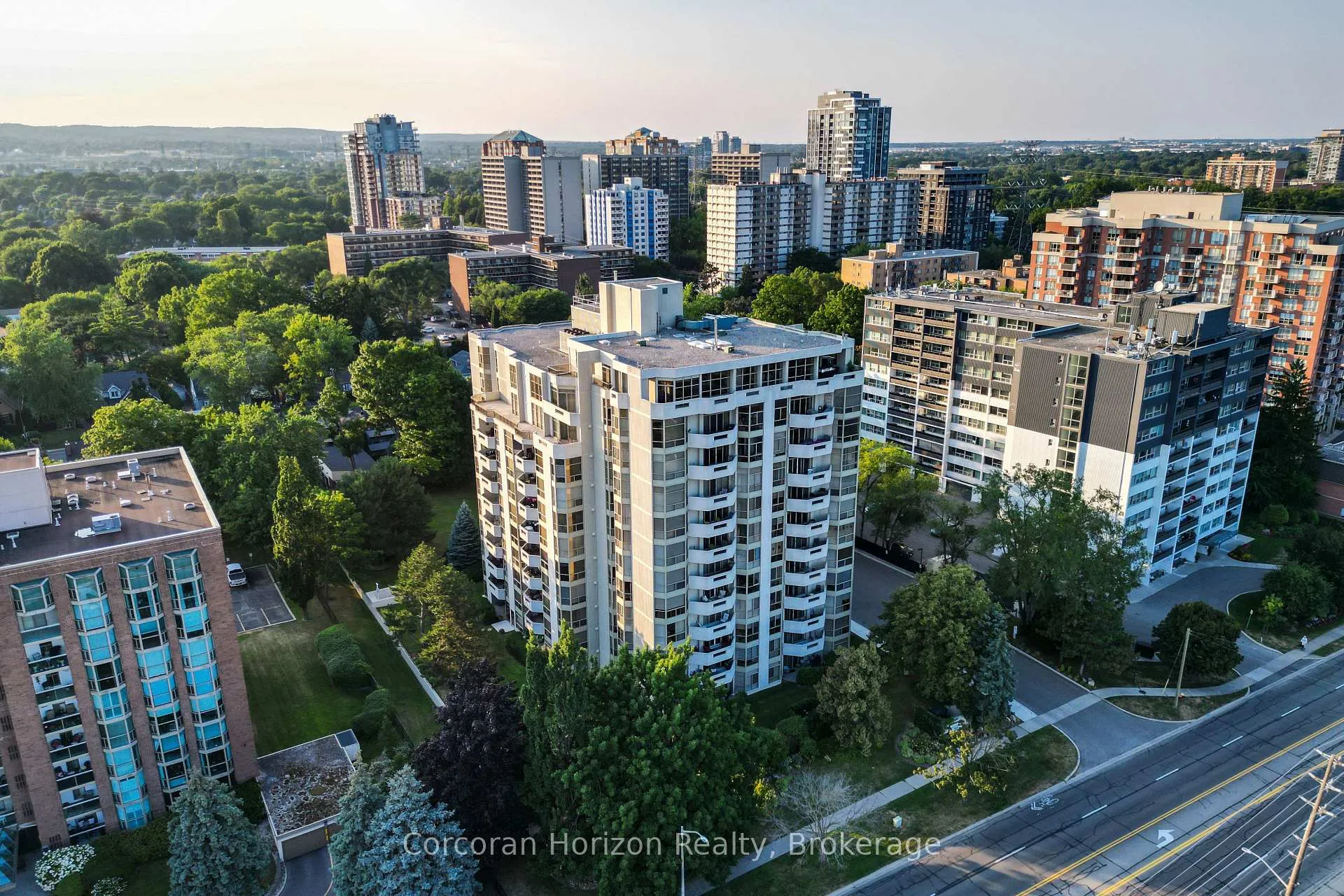 Photo 50 of Unit 1201, 1237 North Shore Boulevard E, Burlington, Brant — HOMEH