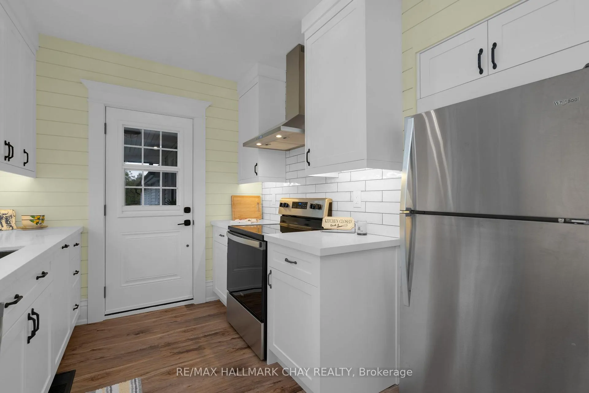 Photo 11 of 86 Mill Street E, Springwater, Hillsdale — HOMEH