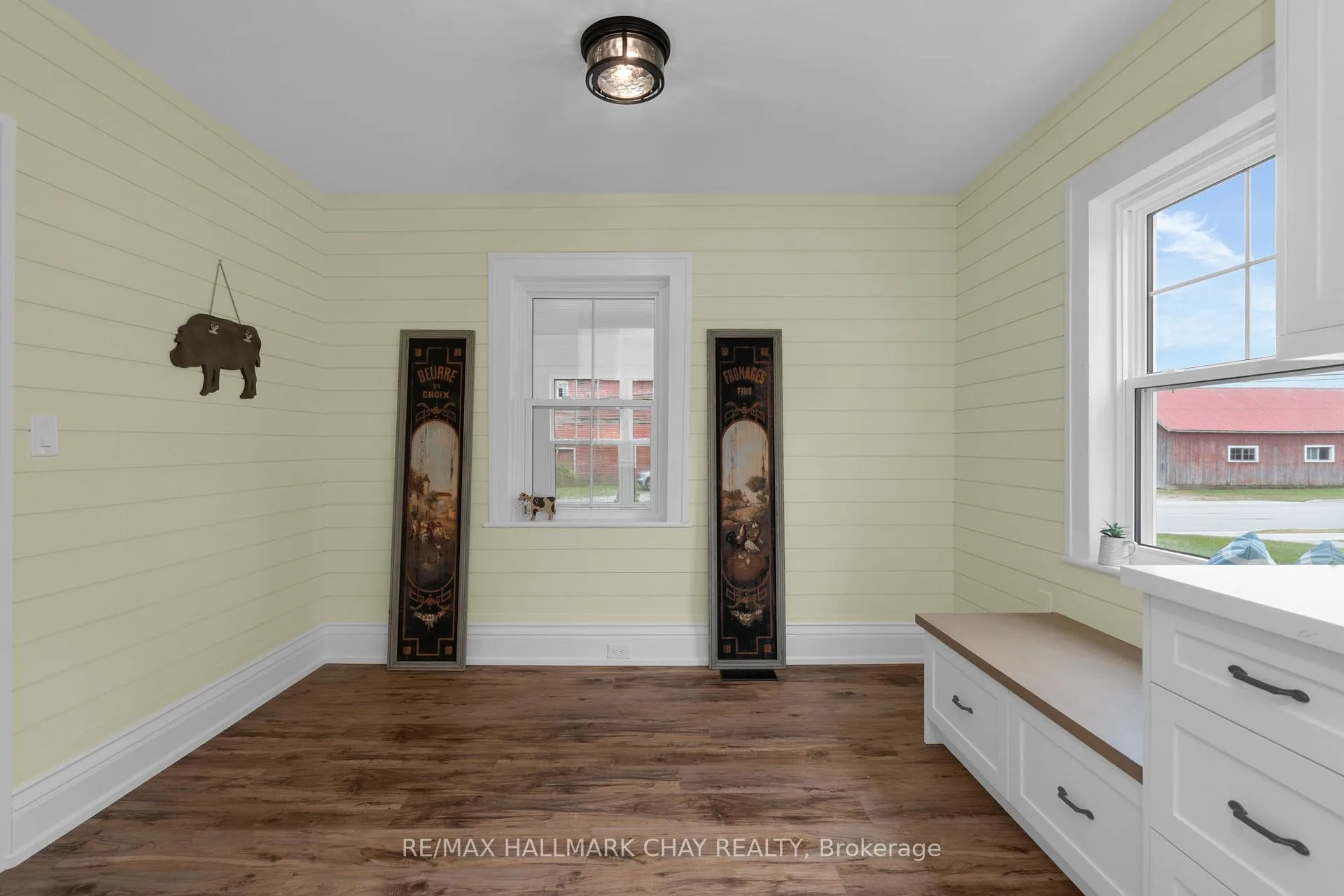 Photo 14 of 86 Mill Street E, Springwater, Hillsdale — HOMEH