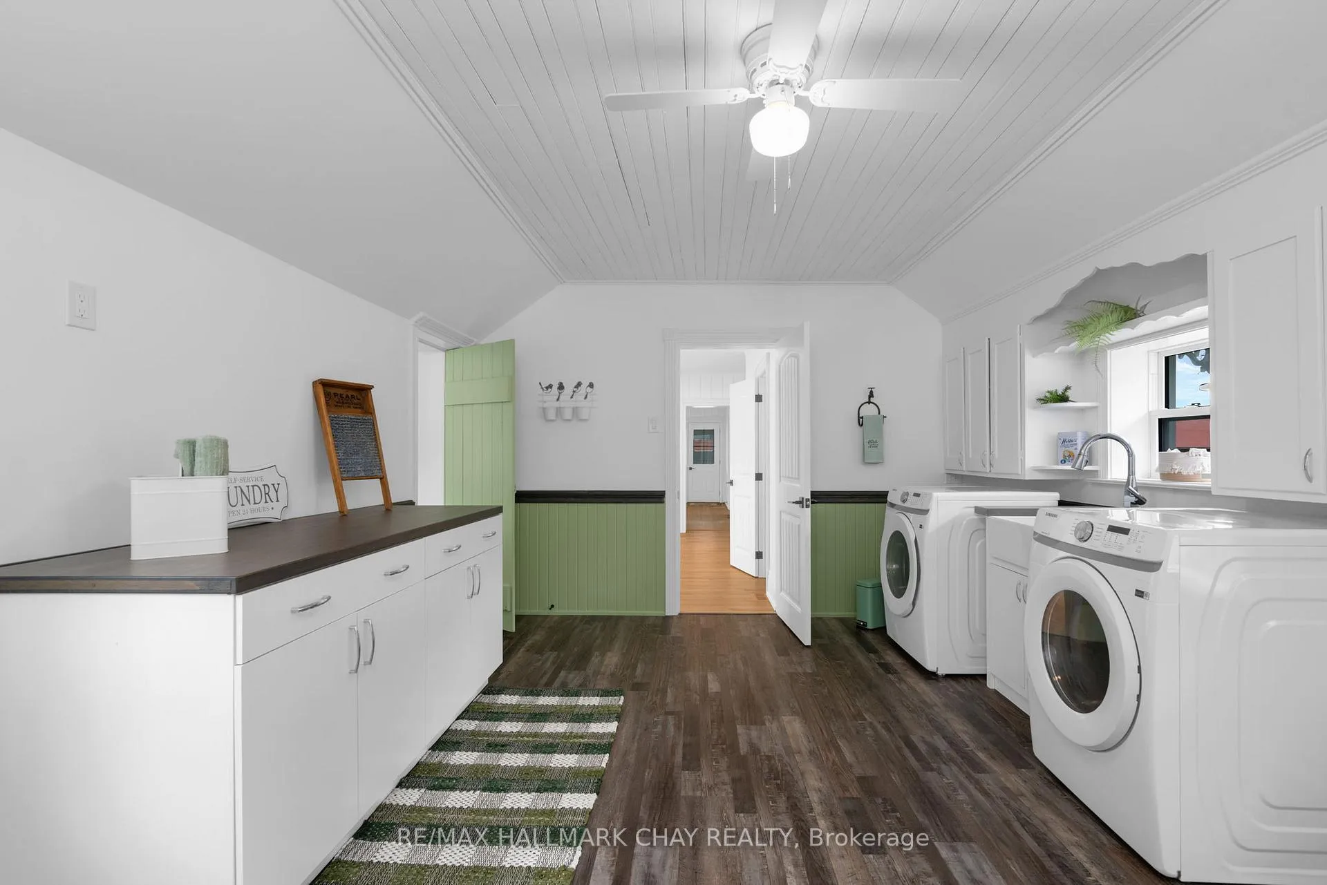 Photo 18 of 86 Mill Street E, Springwater, Hillsdale — HOMEH