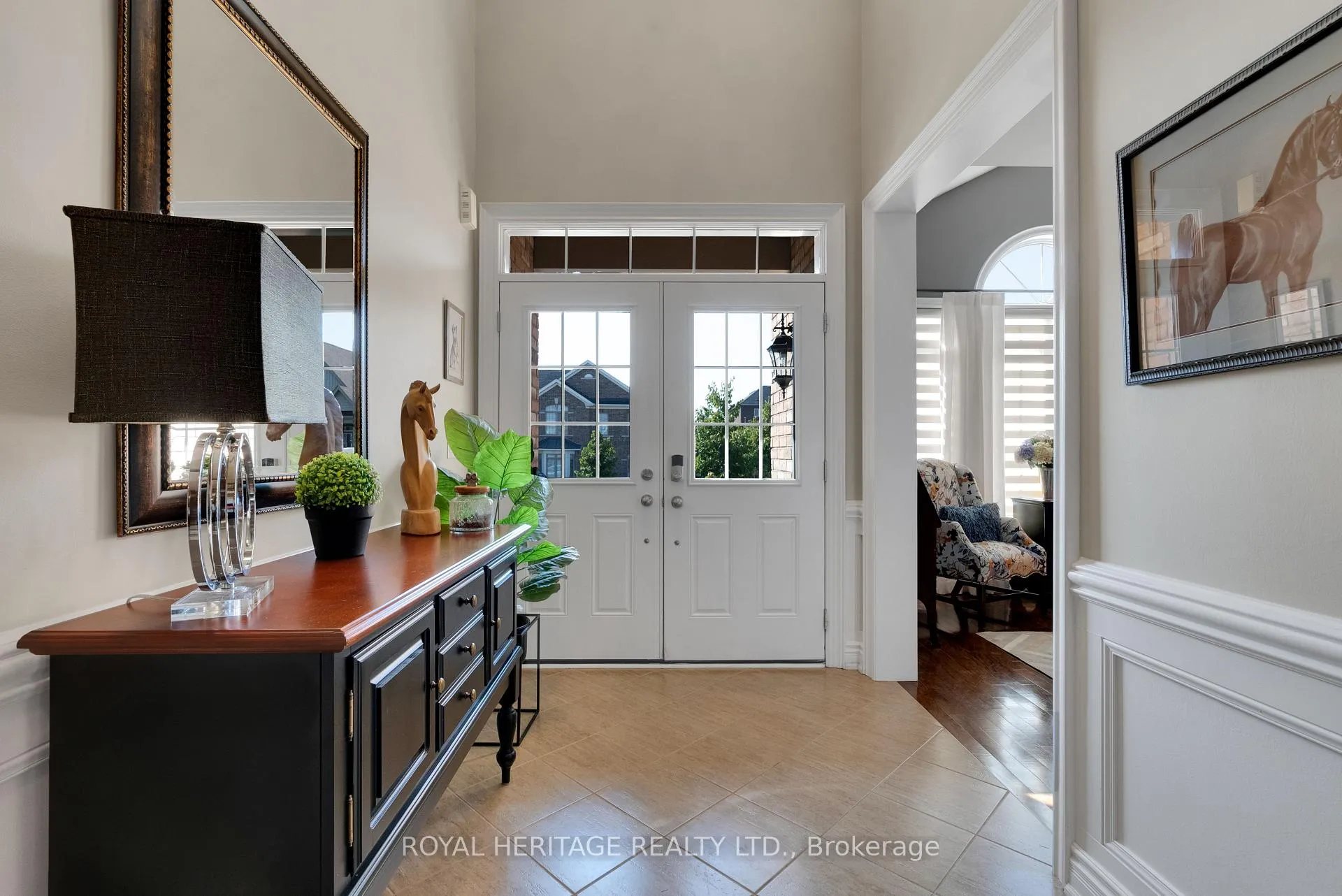 Photo 2 of 42 Grady Drive, Clarington, Newcastle — HOMEH