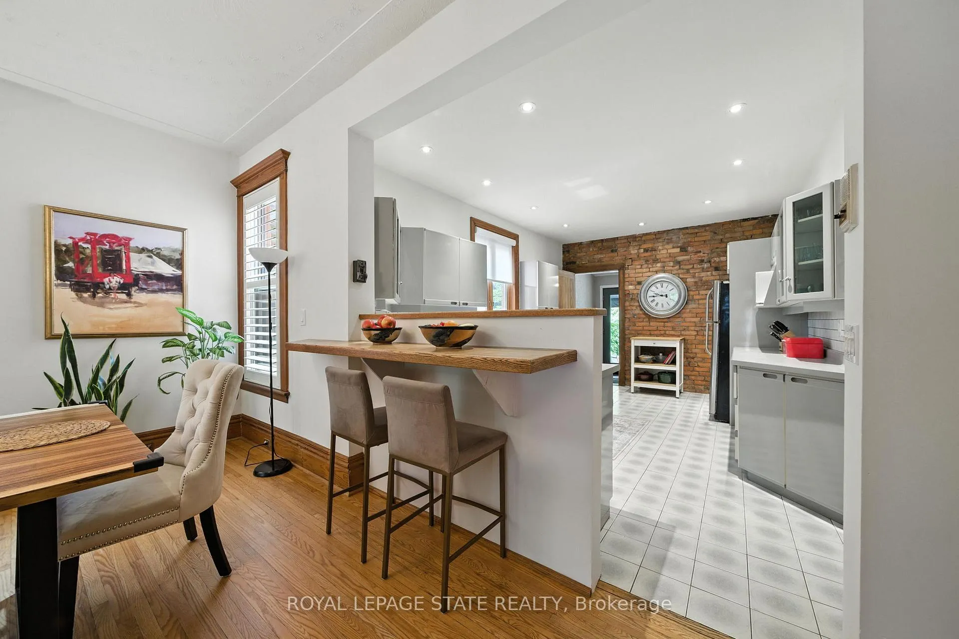 Photo 10 of 137 Markland Street, Hamilton, Durand — HOMEH