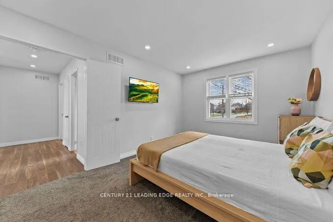 Photo 19 of 63 Stanford Crescent, Clarington, Newcastle — HOMEH