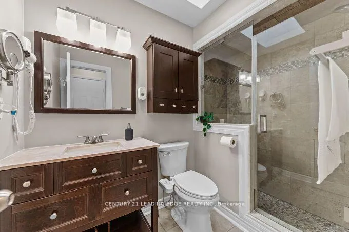 Photo 20 of 63 Stanford Crescent, Clarington, Newcastle — HOMEH