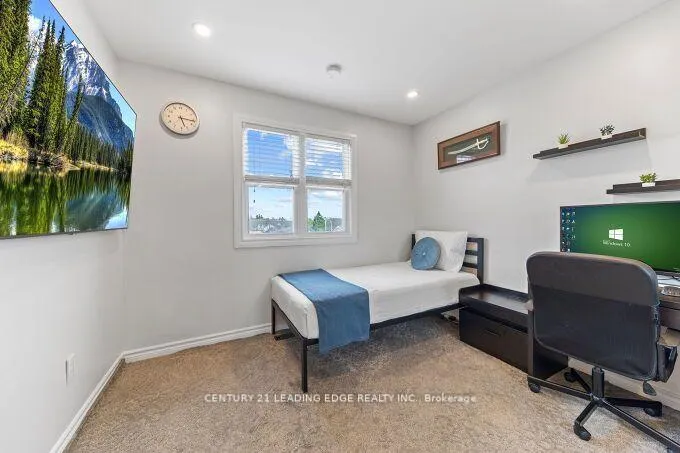 Photo 25 of 63 Stanford Crescent, Clarington, Newcastle — HOMEH
