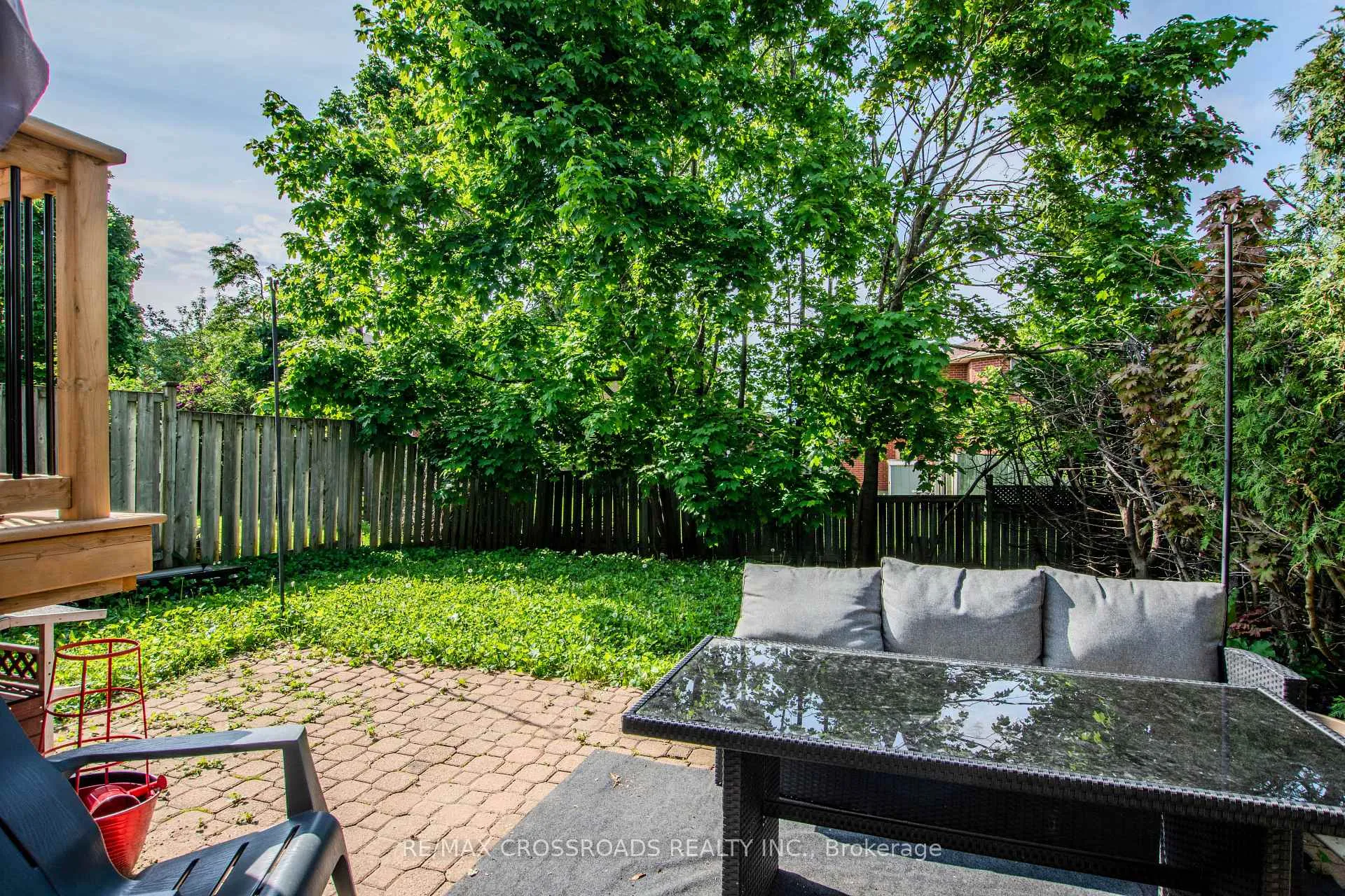Photo 3 of 102 Ferguson Drive, Barrie, Northwest — HOMEH