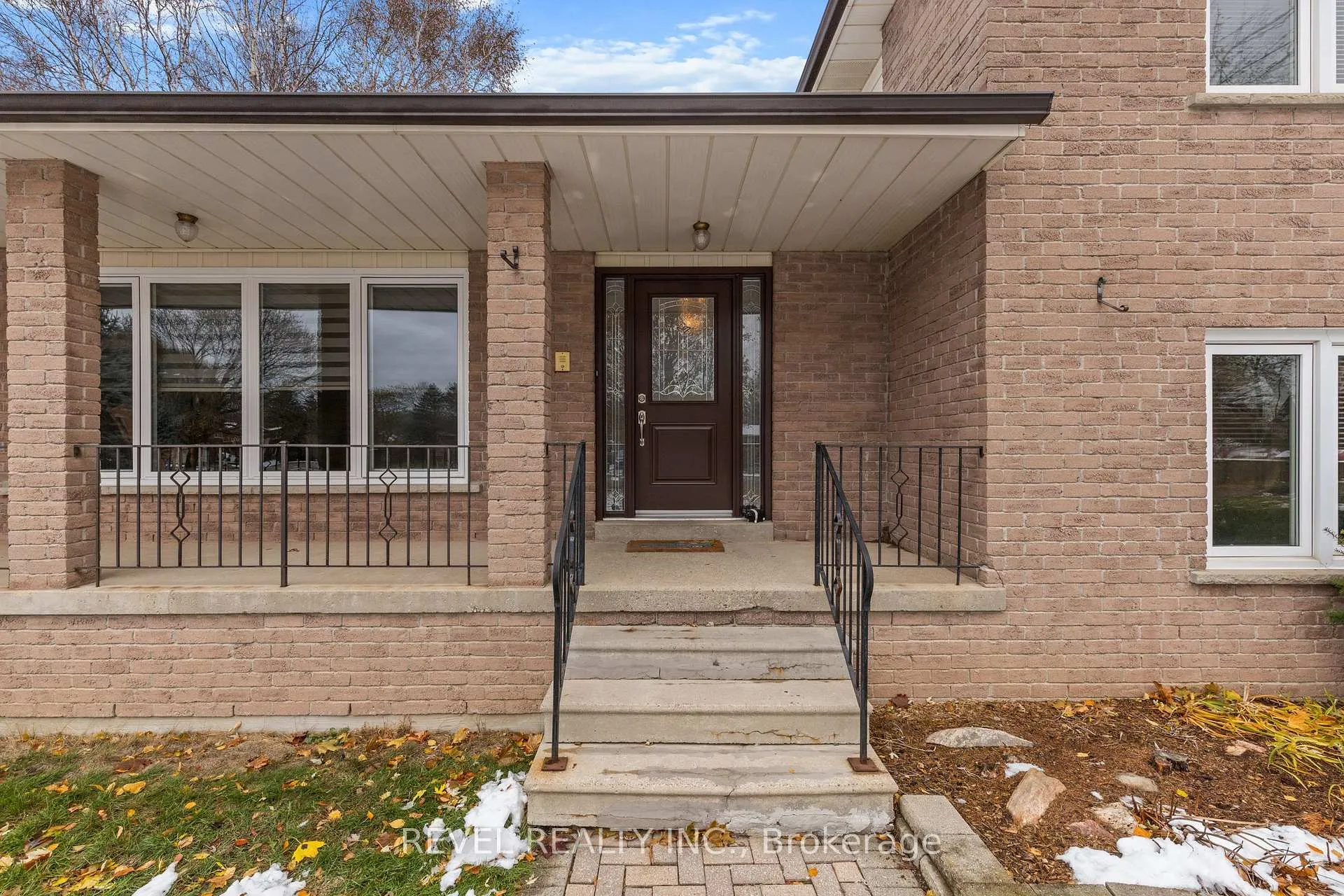 Photo 4 of 5 Mckee Drive, Caledon, Caledon East — HOMEH