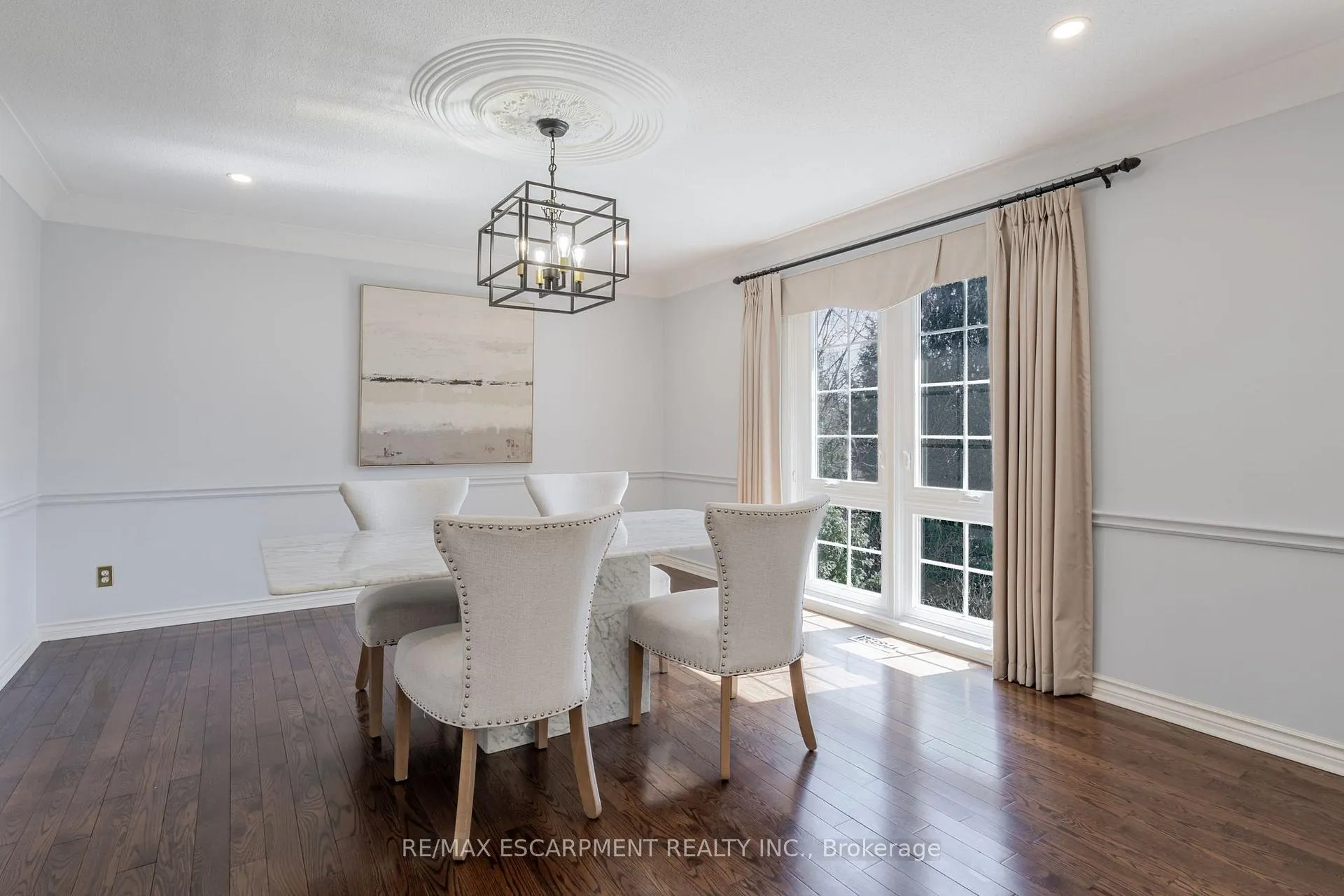 Photo 9 of 148 Briar Hill Crescent, Hamilton, Ancaster — HOMEH