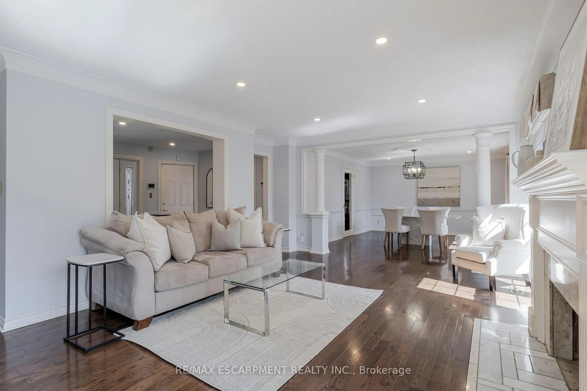 Photo 12 of 148 Briar Hill Crescent, Hamilton, Ancaster — HOMEH