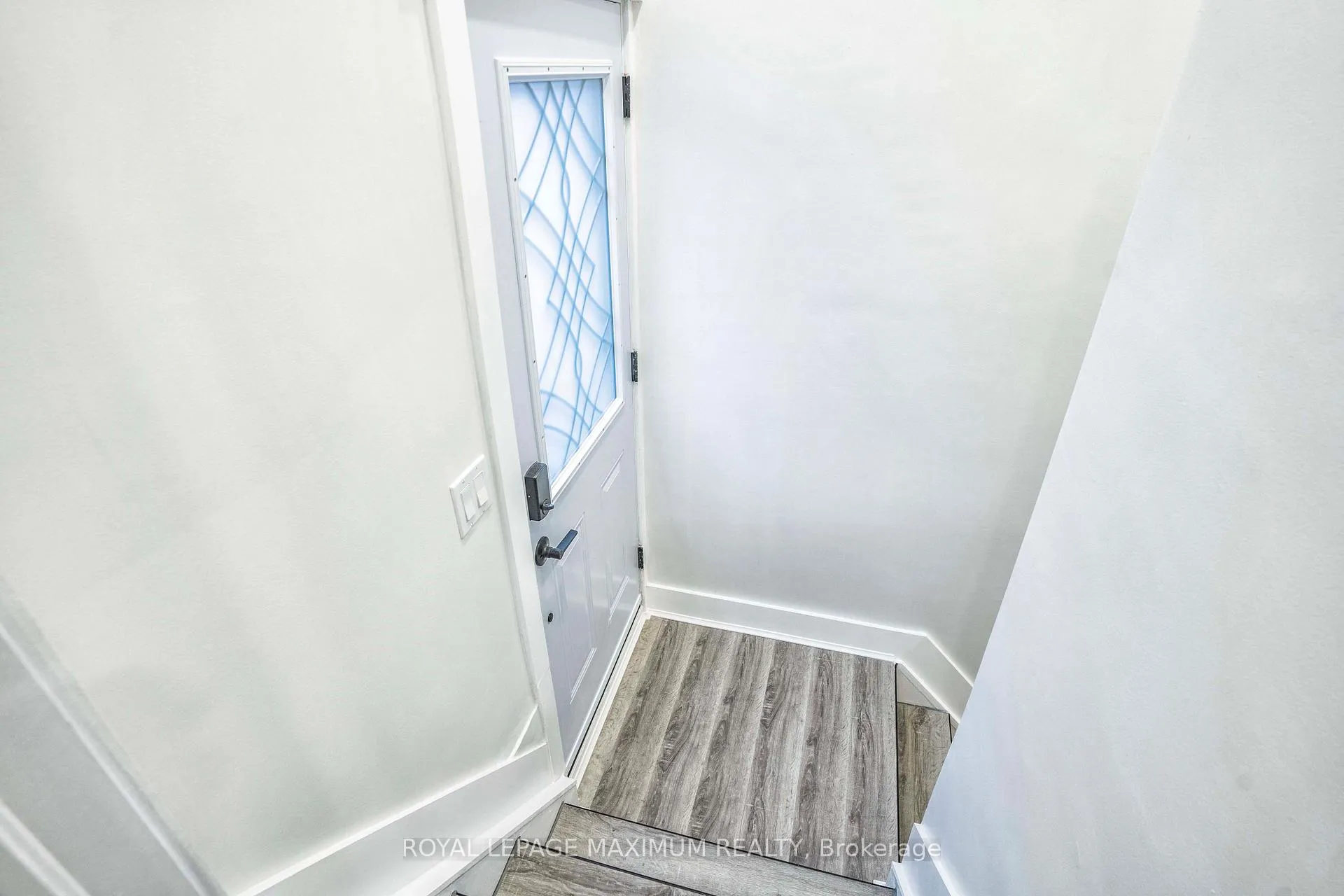 Photo 18 of 2928 Beachview Street, Ajax, South East — HOMEH