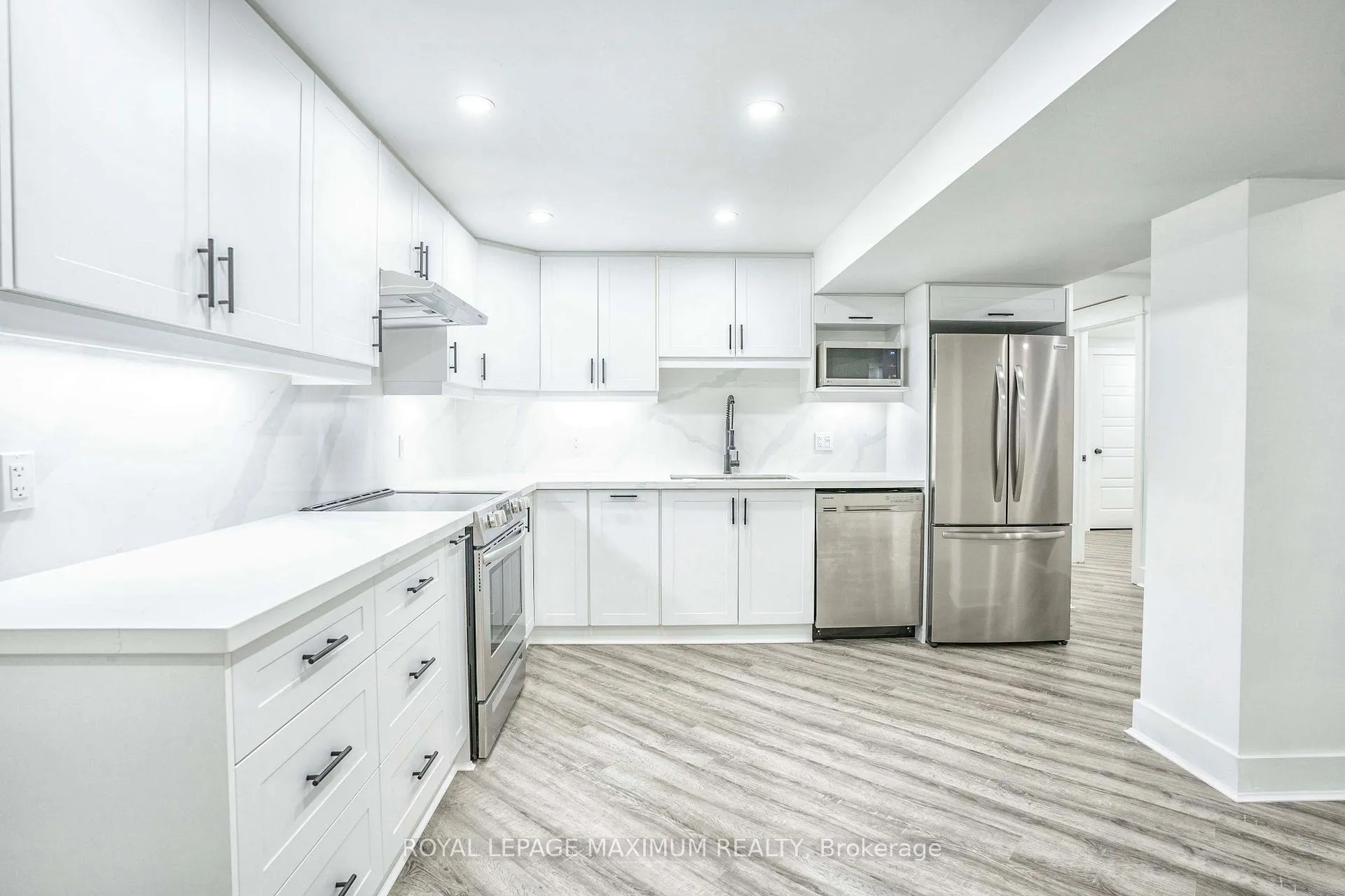 Photo 22 of 2928 Beachview Street, Ajax, South East — HOMEH