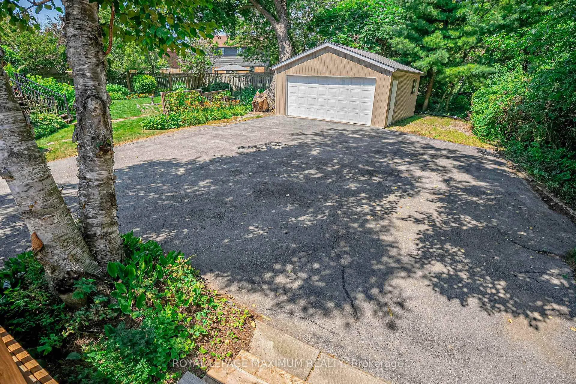 Photo 32 of 2928 Beachview Street, Ajax, South East — HOMEH